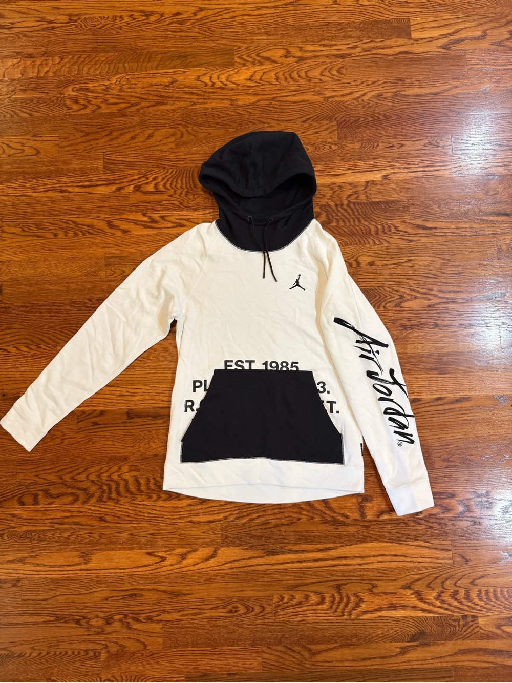Nike Air Jordan “Greatest” White Black Hooded Men’s Medium Jacket Hoodie